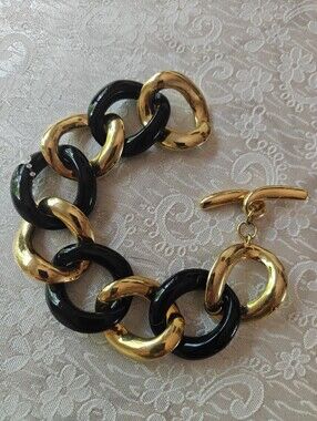 Vintage Kenneth Jay Lane Chunky Curb Link Chain Bracelet Toggle Clasp